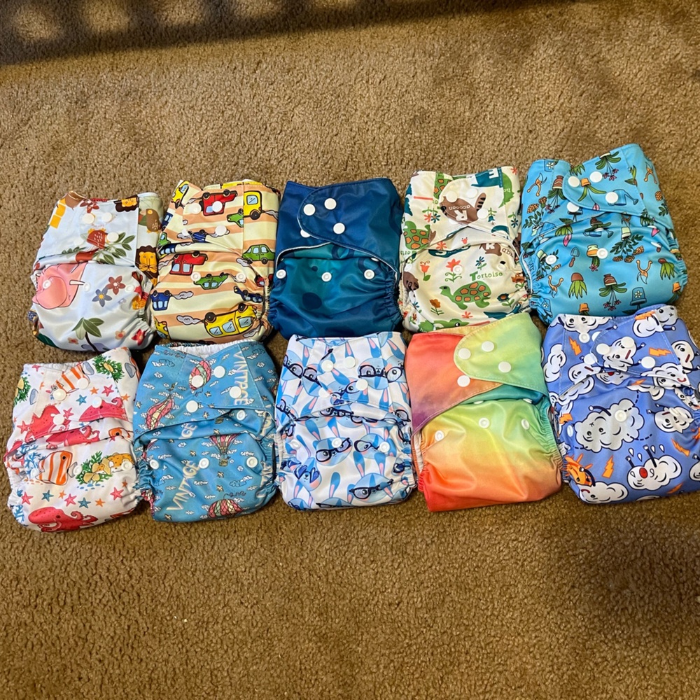 10 NWOT pocket diapers with inserts